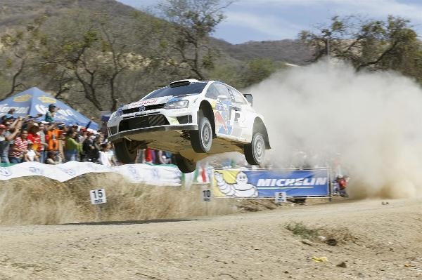 Ogier e la Polo R WRC dominano il Rally del Messico