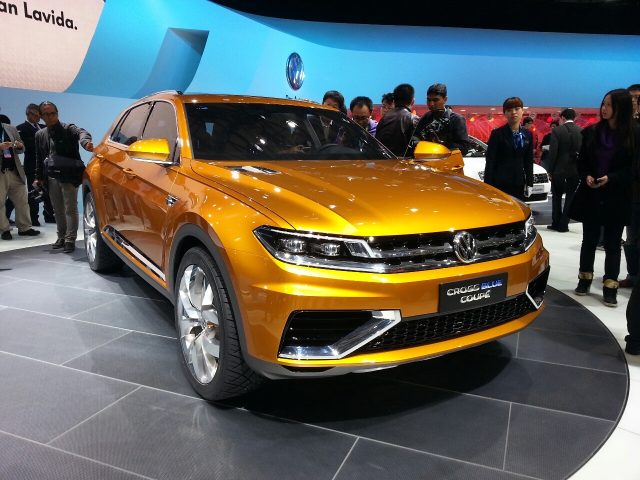 Volkswagen CrossBlue Coupé: LIVE Salone di Shanghai 2013