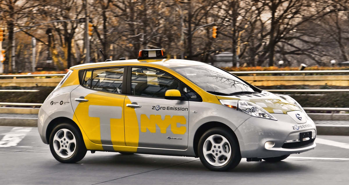 A New York il taxi elettrico è Nissan LEAF