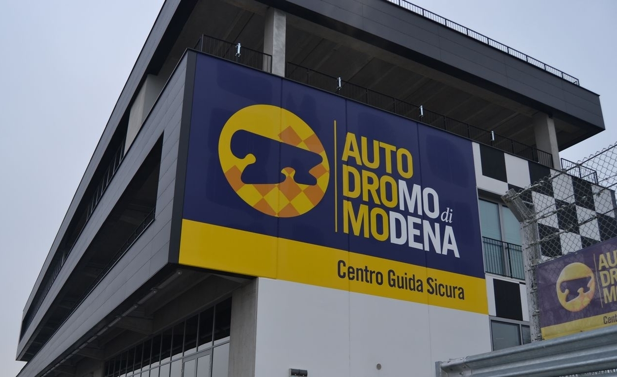 1ª press eco race all’autodromo di Modena. Autoappassionati.it tra le testate in gara con Renault Zoe