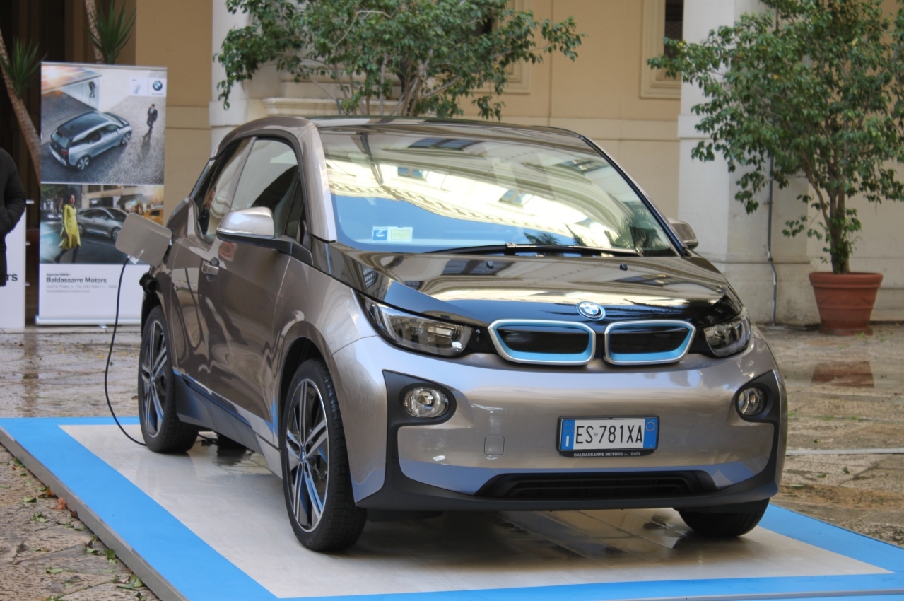 La nuova BMW i3 presentata al “Green City Energy”