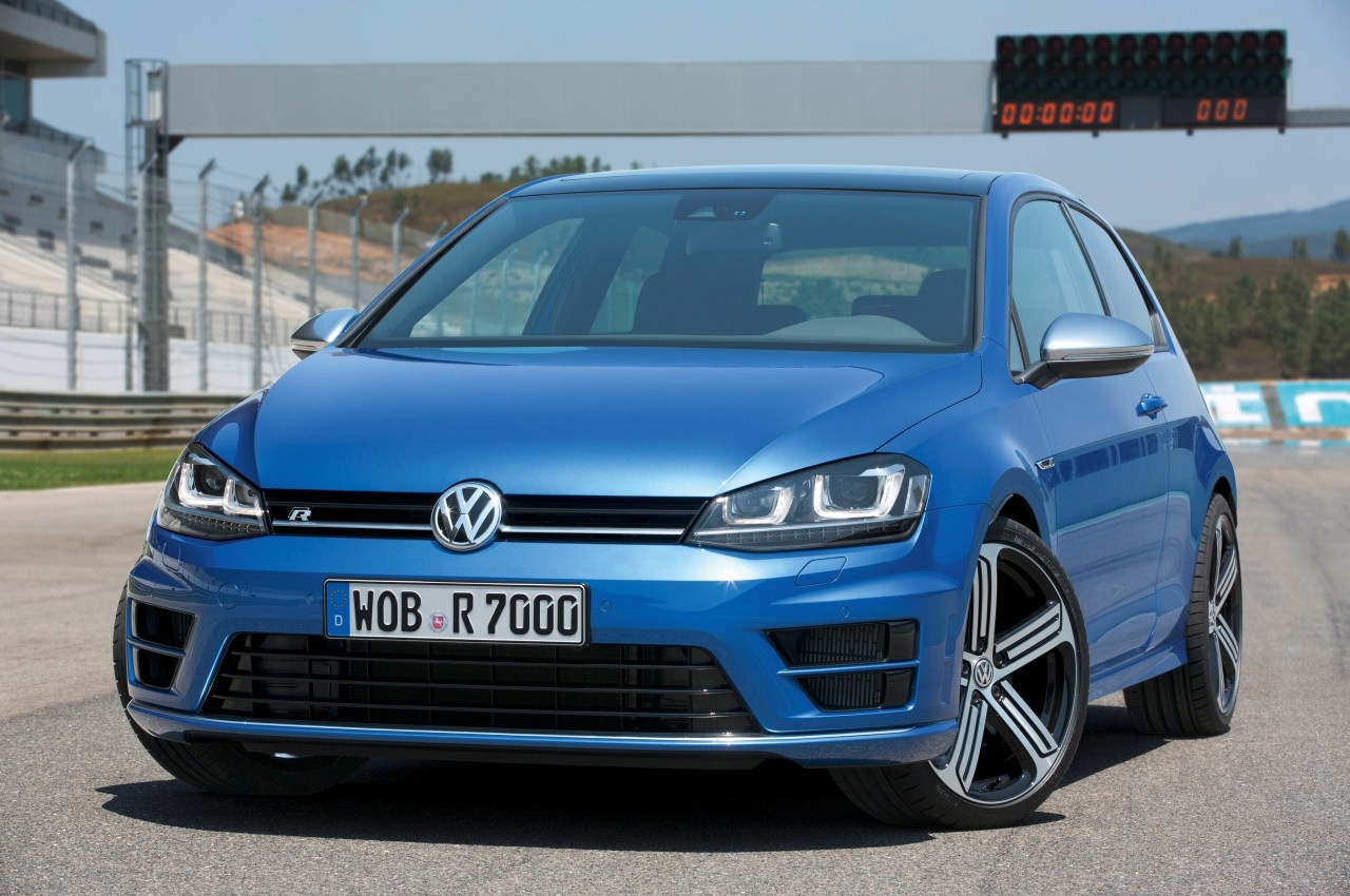 Volkswagen Golf VII: dal TDi alla R, un 2013 ricco di riconoscimenti