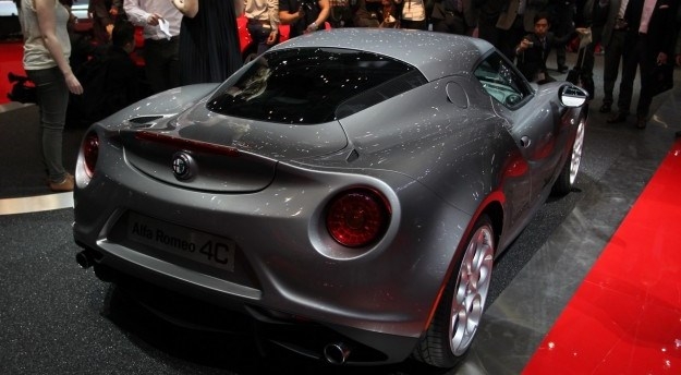 L’Alfa Romeo 4C vince anche il titolo ‘Auto, Motor und Sport – Best Cars 2014’