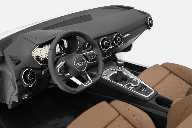 Audi presenta gli interni della nuova TT al CES di Las Vegas