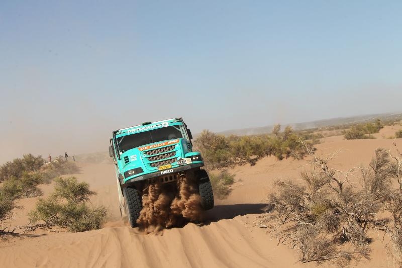 Dakar 2014: Dopo la quinta tappa Iveco e De Rooy ancora in testa