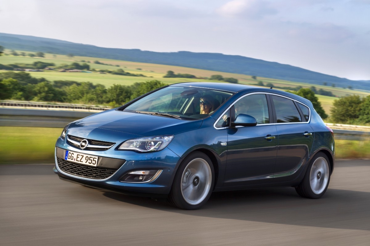 Opel Astra 1.6 CDTI: debutto al Salone di Ginevra