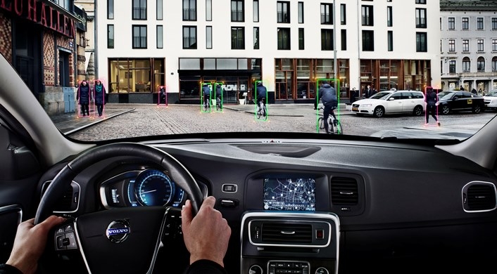Tecnica: Volvo XC60 al servizio della sicurezza