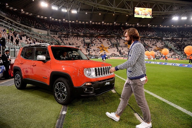 Jeep: lo Juventus Stadium si tinge di arancione Renegade