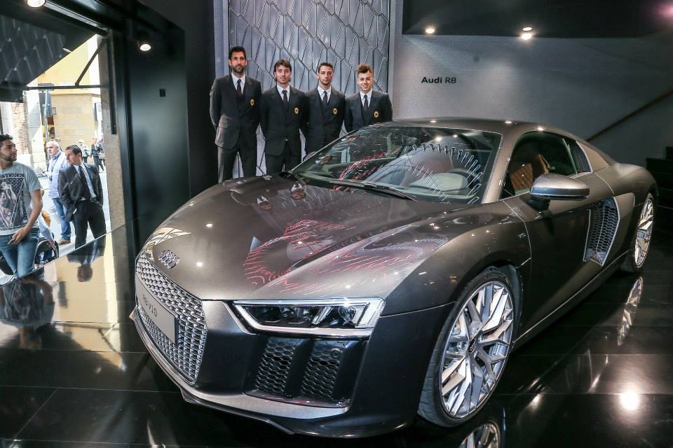 Audi e A.C. Milan ancora insieme. All’Audi City Lab rinnovata la partnership
