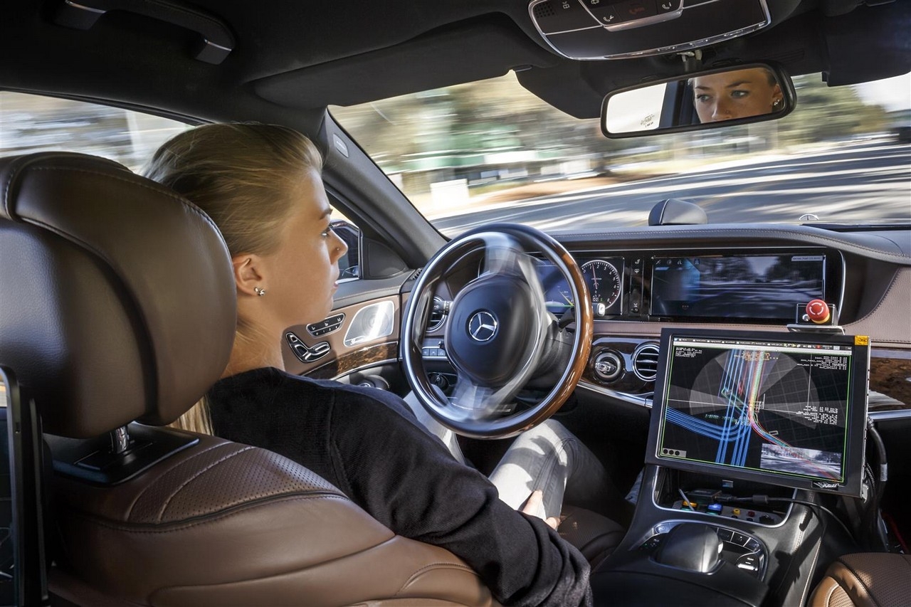 Daimler: la guida autonoma come progetto di innovazione a 360°