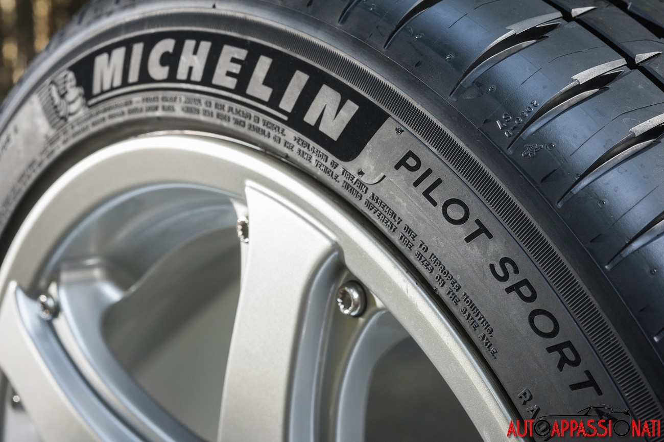 Michelin Pilot Sport 4 | Prova su strada in anteprima