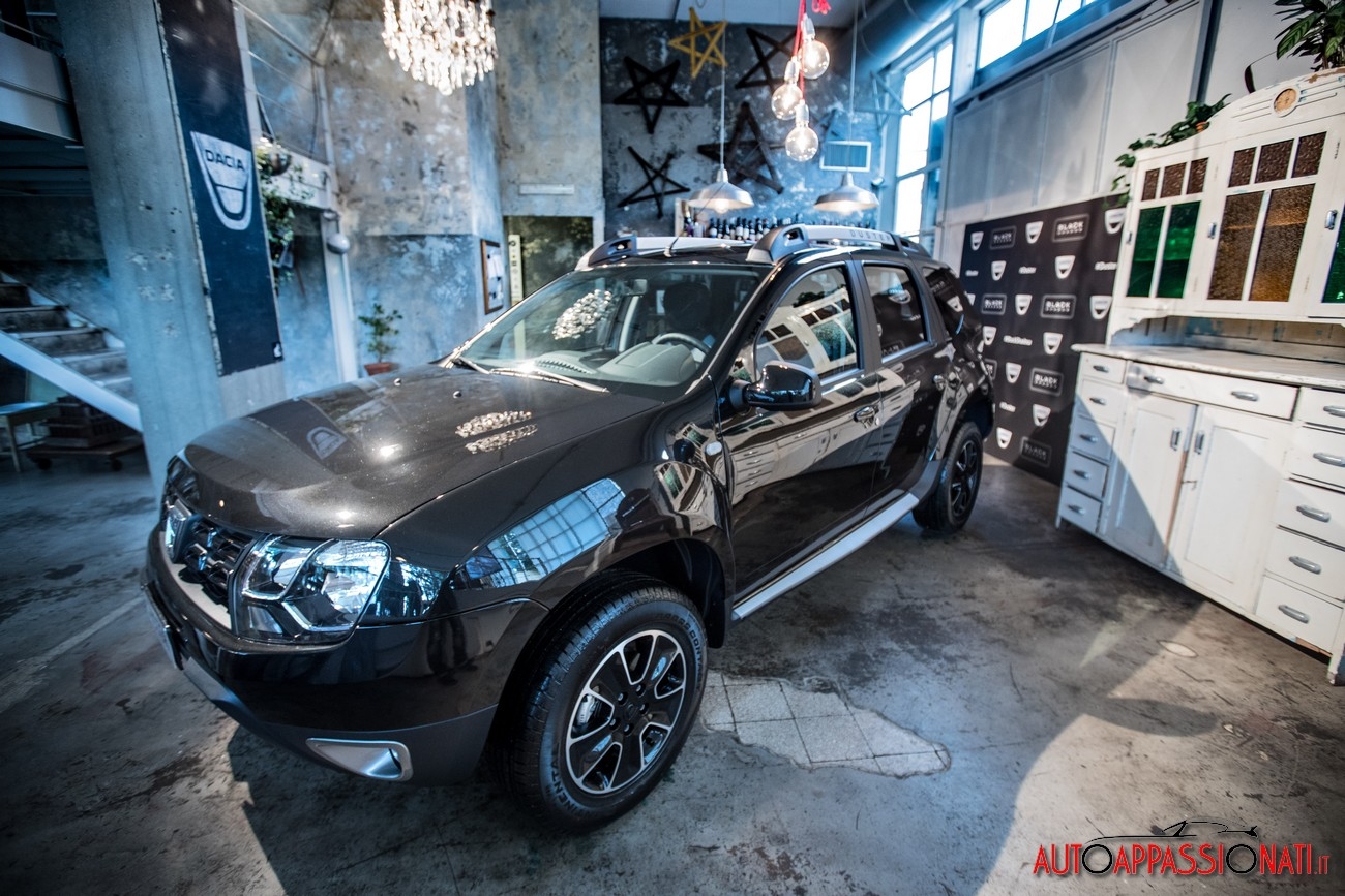 Dacia Duster Black Shadow: la serie limitata più chic ed elegante