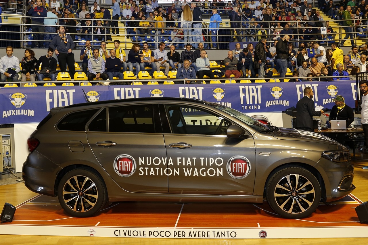 La nuova Tipo Station Wagon porta fortuna alla Fiat Torino