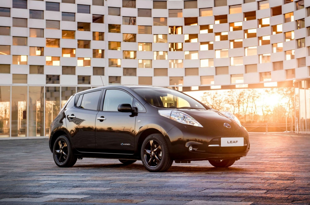 Arriva la nuova Nissan Leaf Black Edition