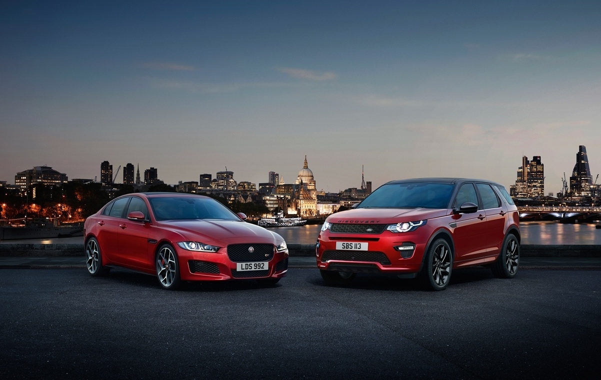 Motor Show 2016: Jaguar e Land Rover con vetture di ieri e di oggi
