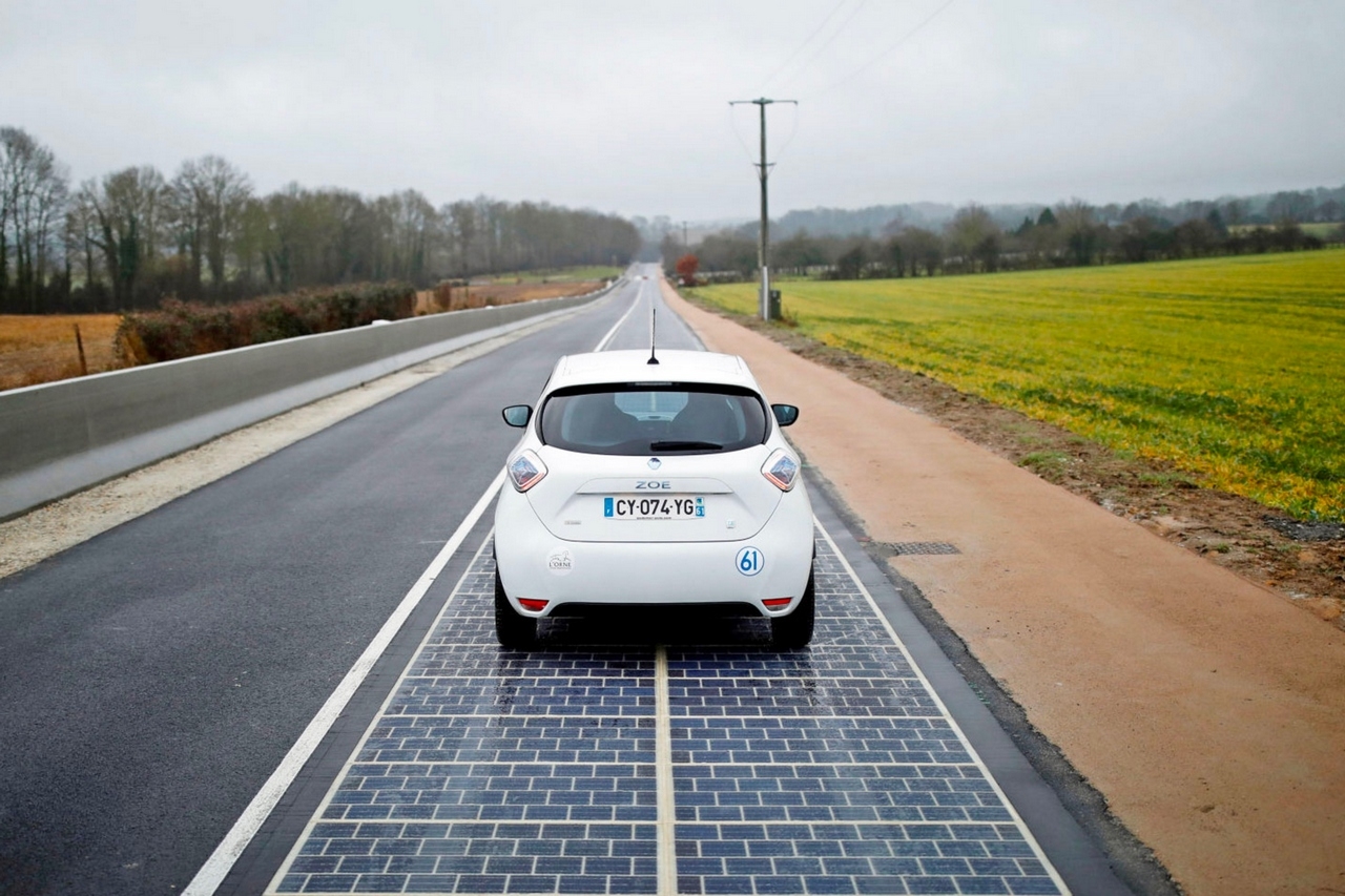 Fotovoltaico e automobili: passi avanti in Francia