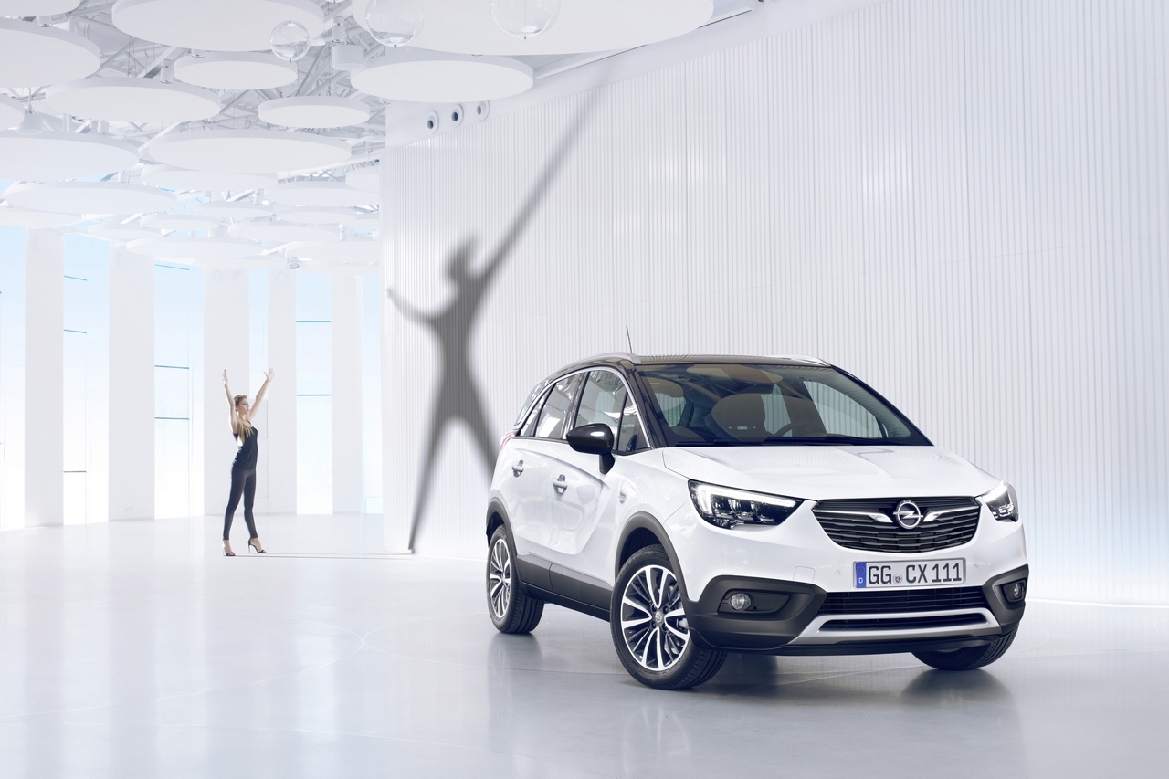 Il nuovo Opel Crossland X: eleganza urbana e fascino da SUV