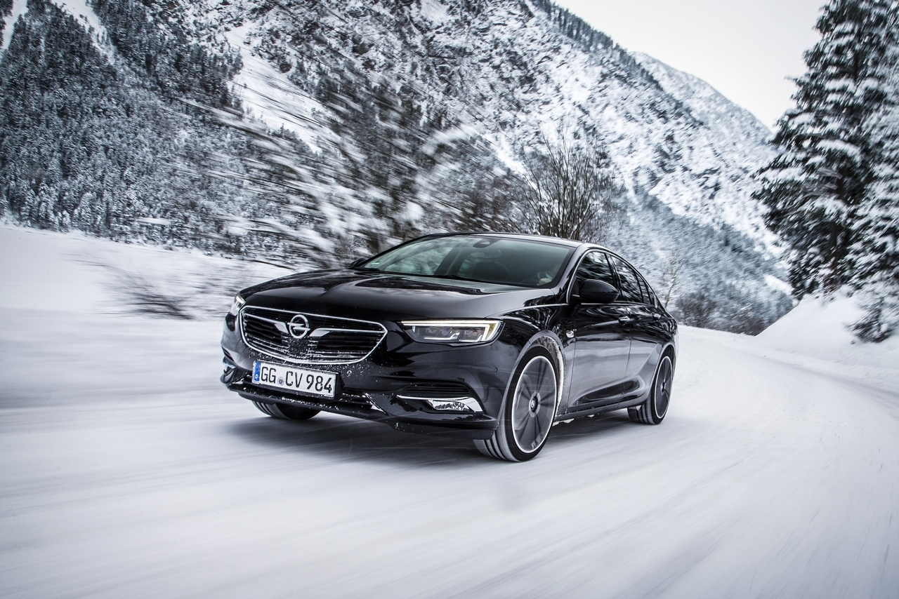 Nuova Opel Insignia Grand Sport: il gelo dell’inverno non fa più paura
