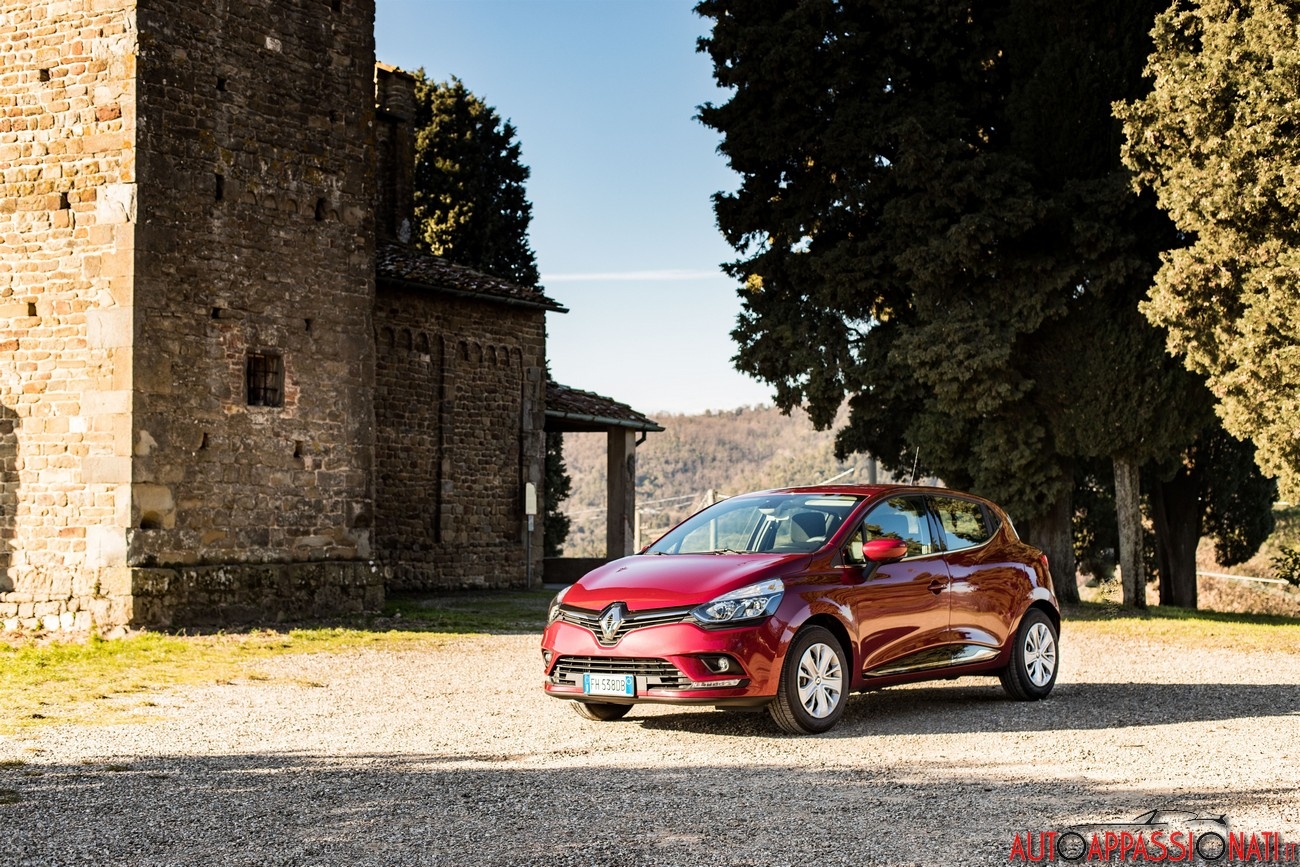 Nuova Renault Clio GPL | Prova su strada in anteprima