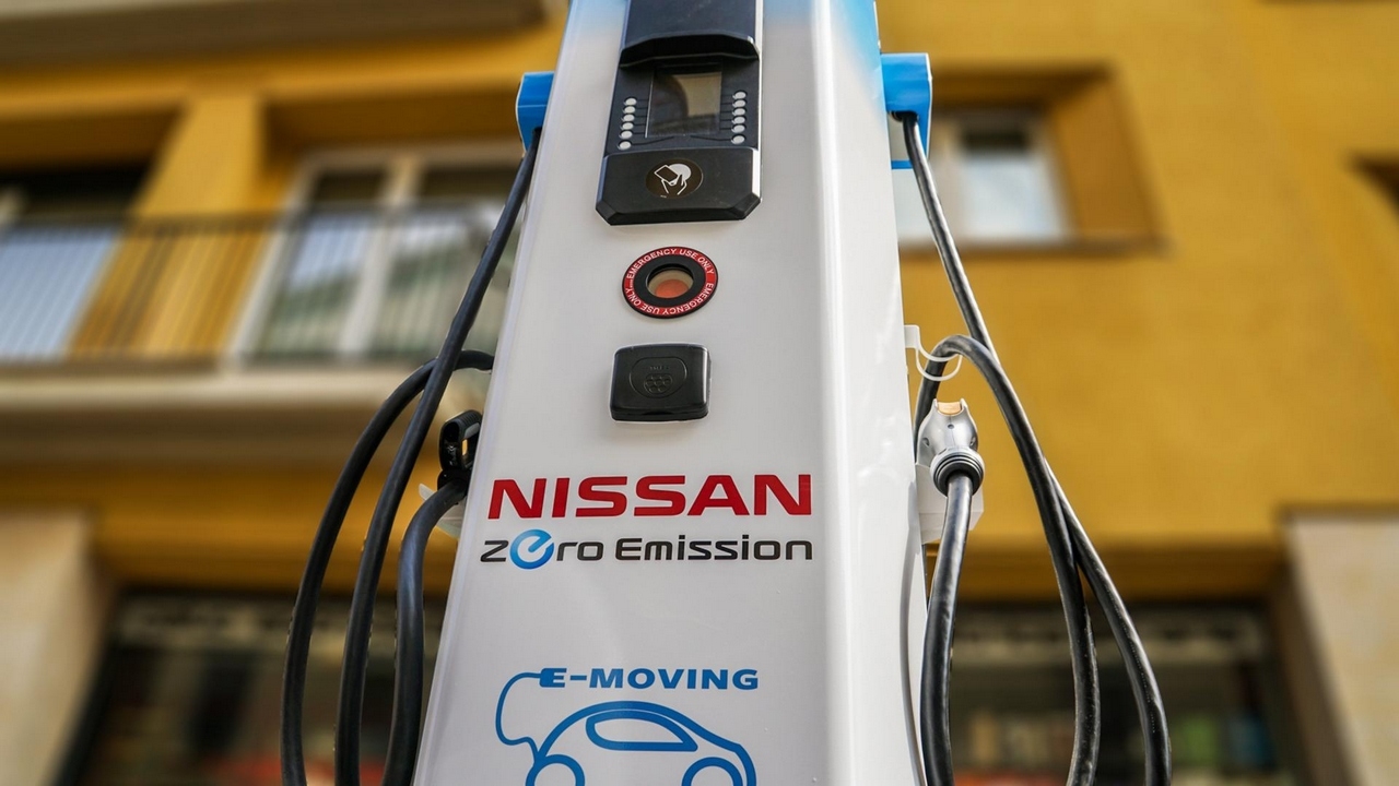 Nissan amplia la rete di ricarica rapida in Italia