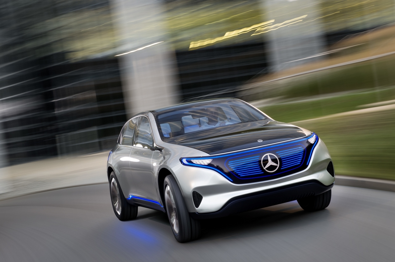 Mercedes-Benz fa un passo avanti verso l’elettrico con il marchio EQ