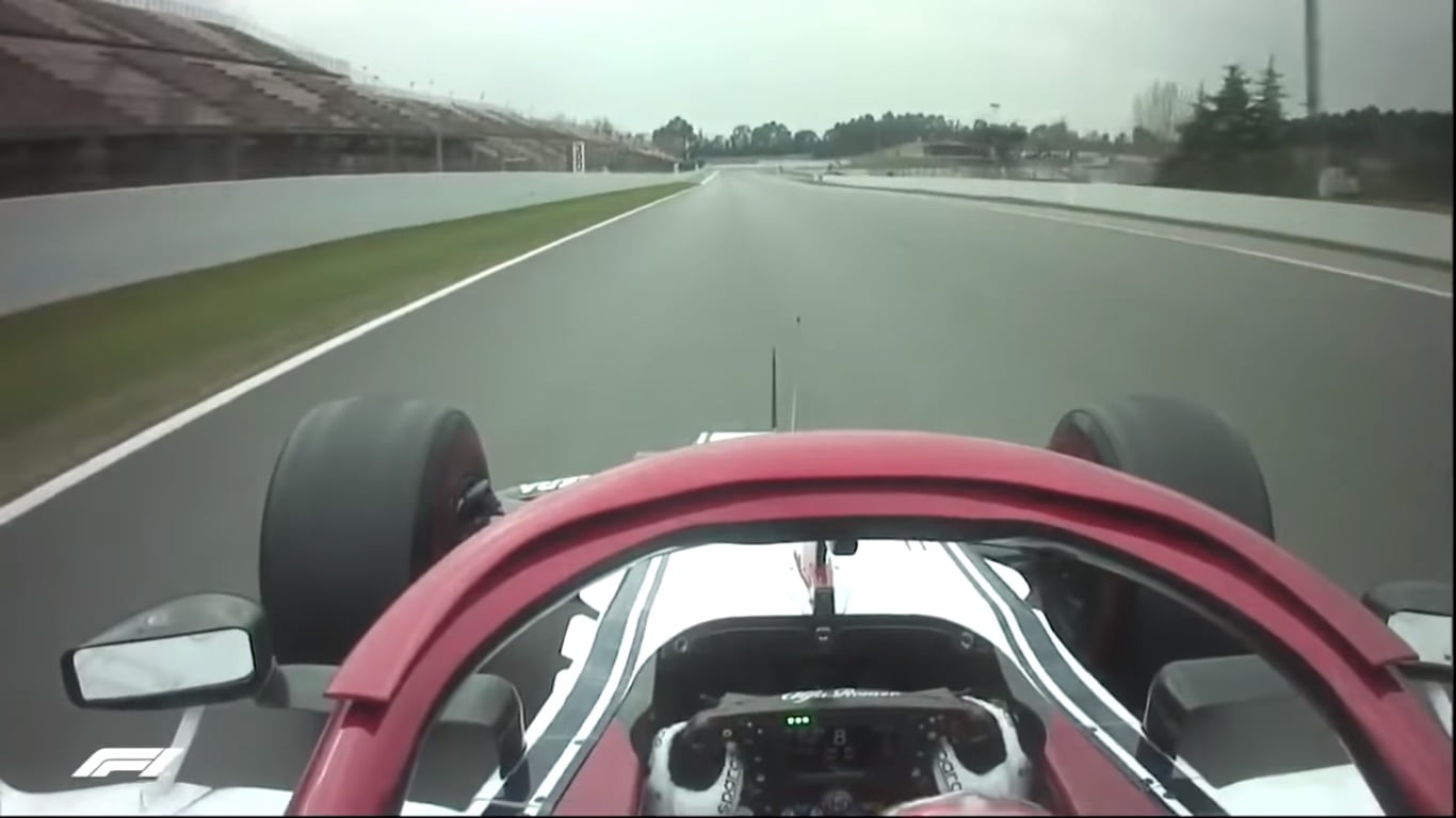 Kimi Raikkonen al volante della C38 durante i test di Barcellona [VIDEO]