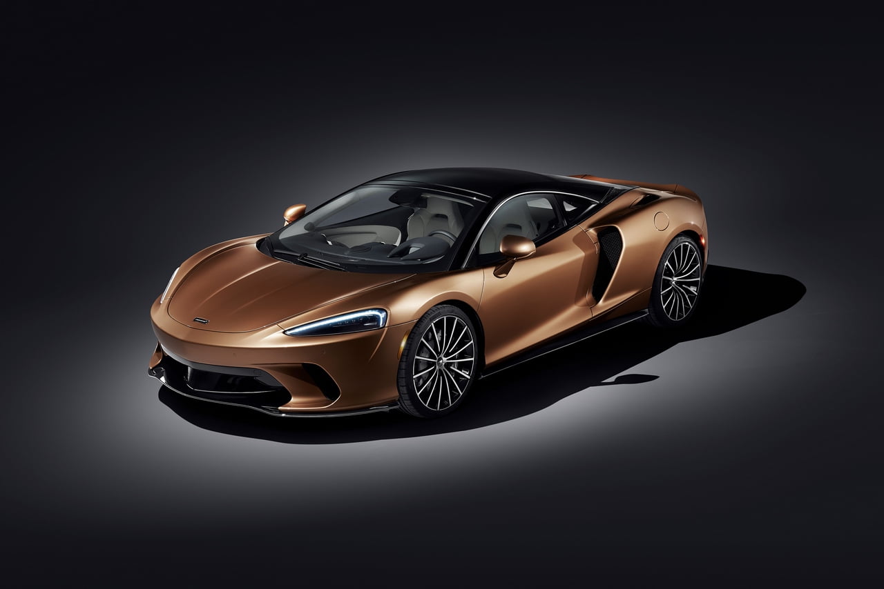 Nuova McLaren GT: prezzo, potenza, dimensioni e caratteristiche [VIDEO]