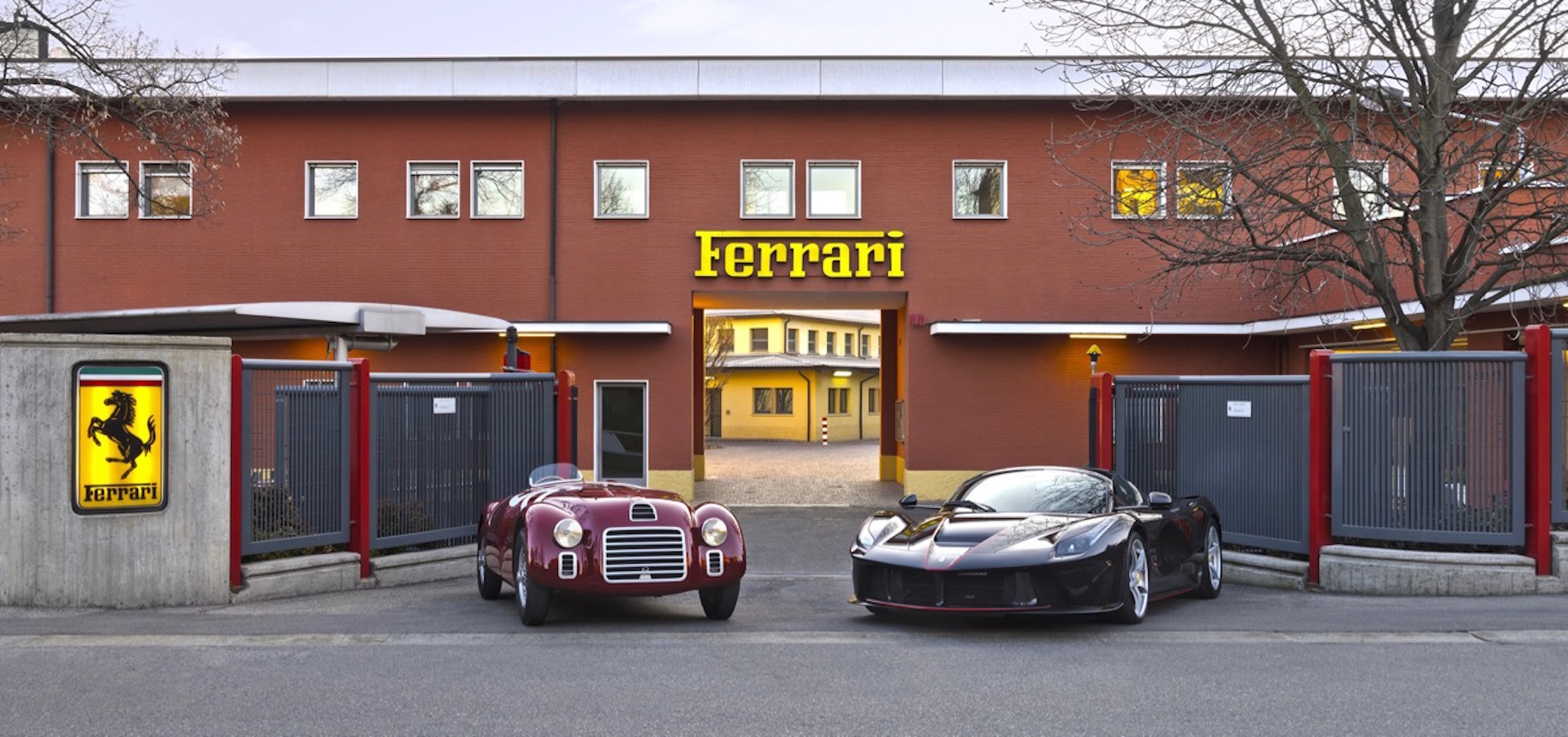 Ferrari ingresso secondario Enzo