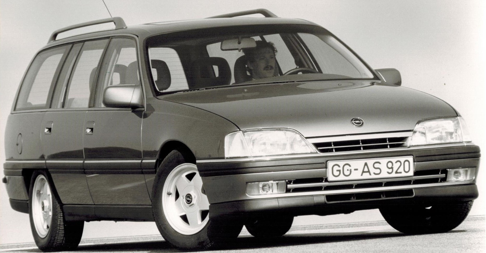 Opel Omega Top Wagon