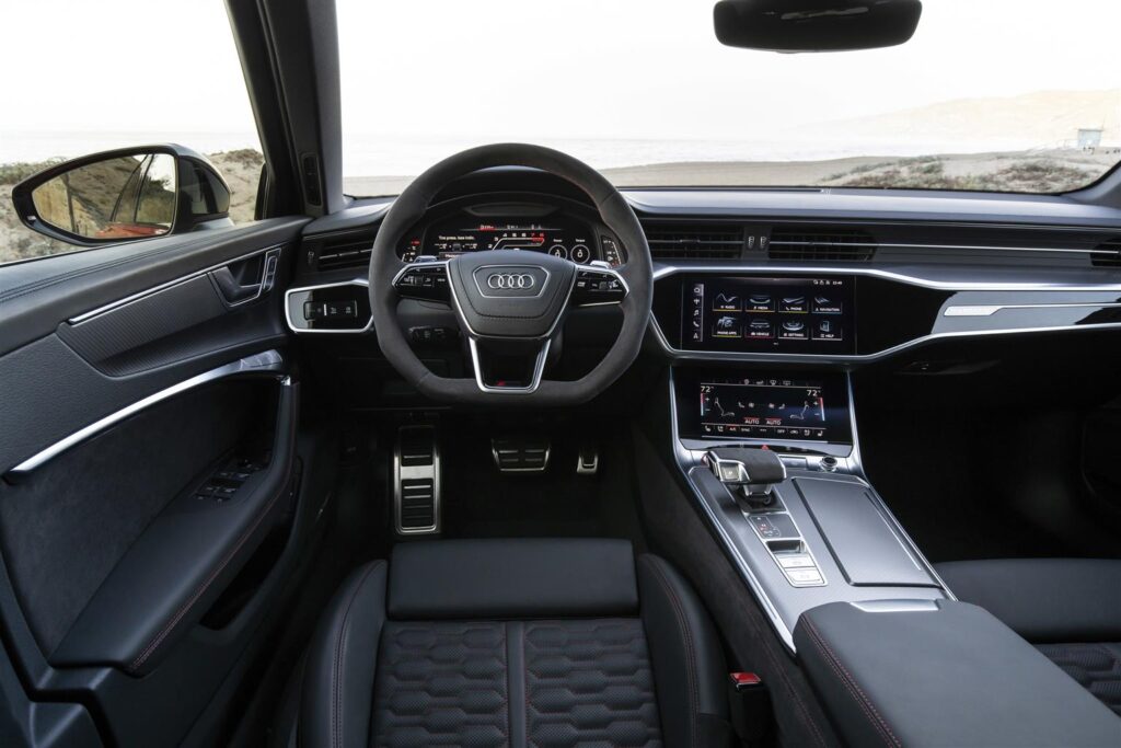 Audi RS6 interni