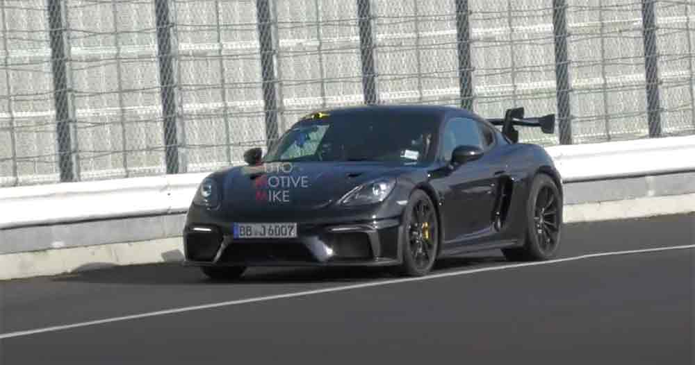 Porsche 718 Cayman GT4 RS: pizzicata nei test al Nurburgring [VIDEO]