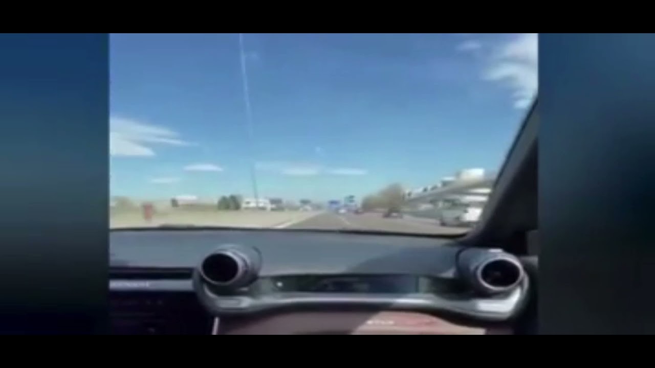 Una Ferrari GTC4Lusso a 250 km/h in tangenziale a Milano [VIDEO]