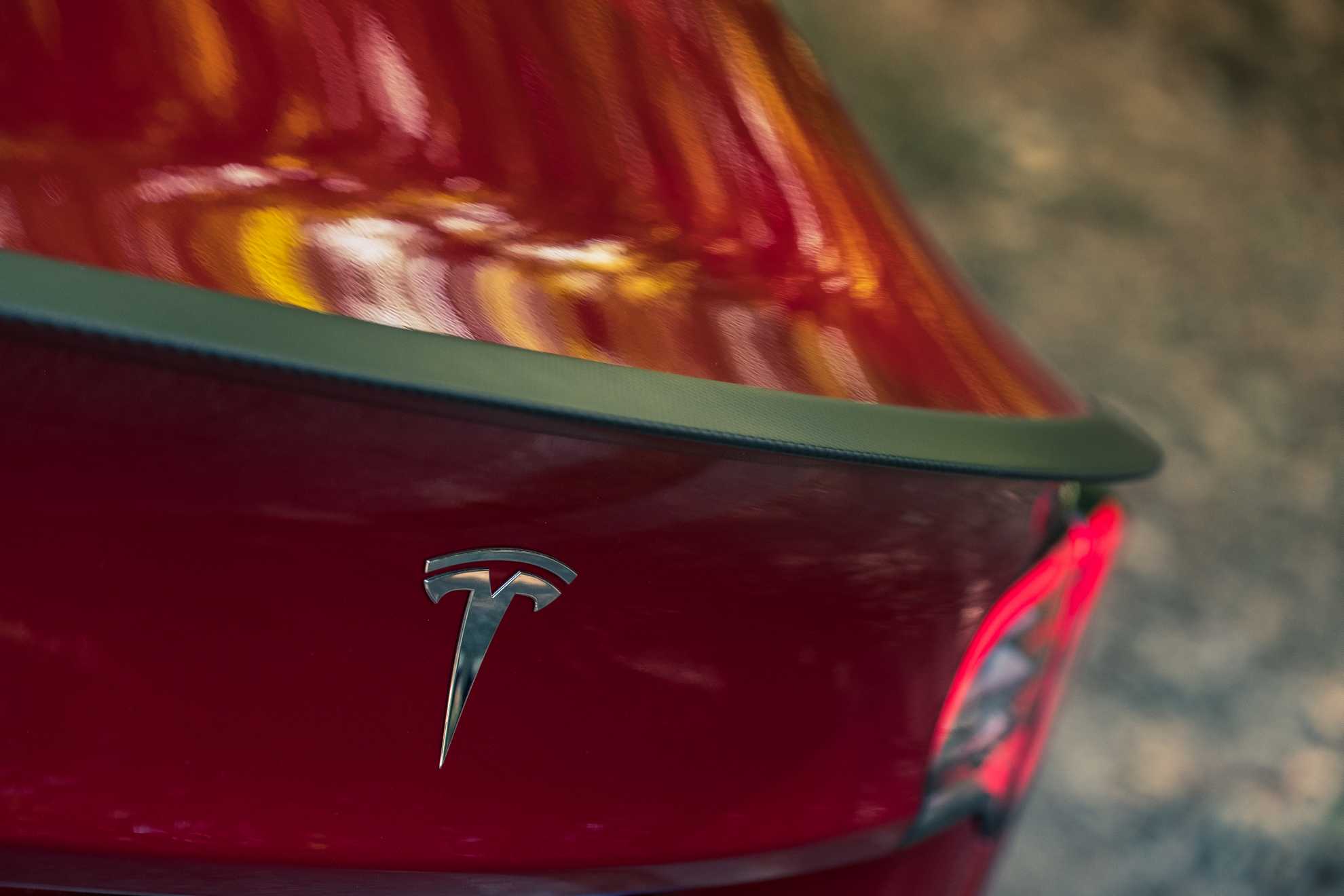 Tesla Model 3 usata: prezzo, problemi, a cosa fare attenzione