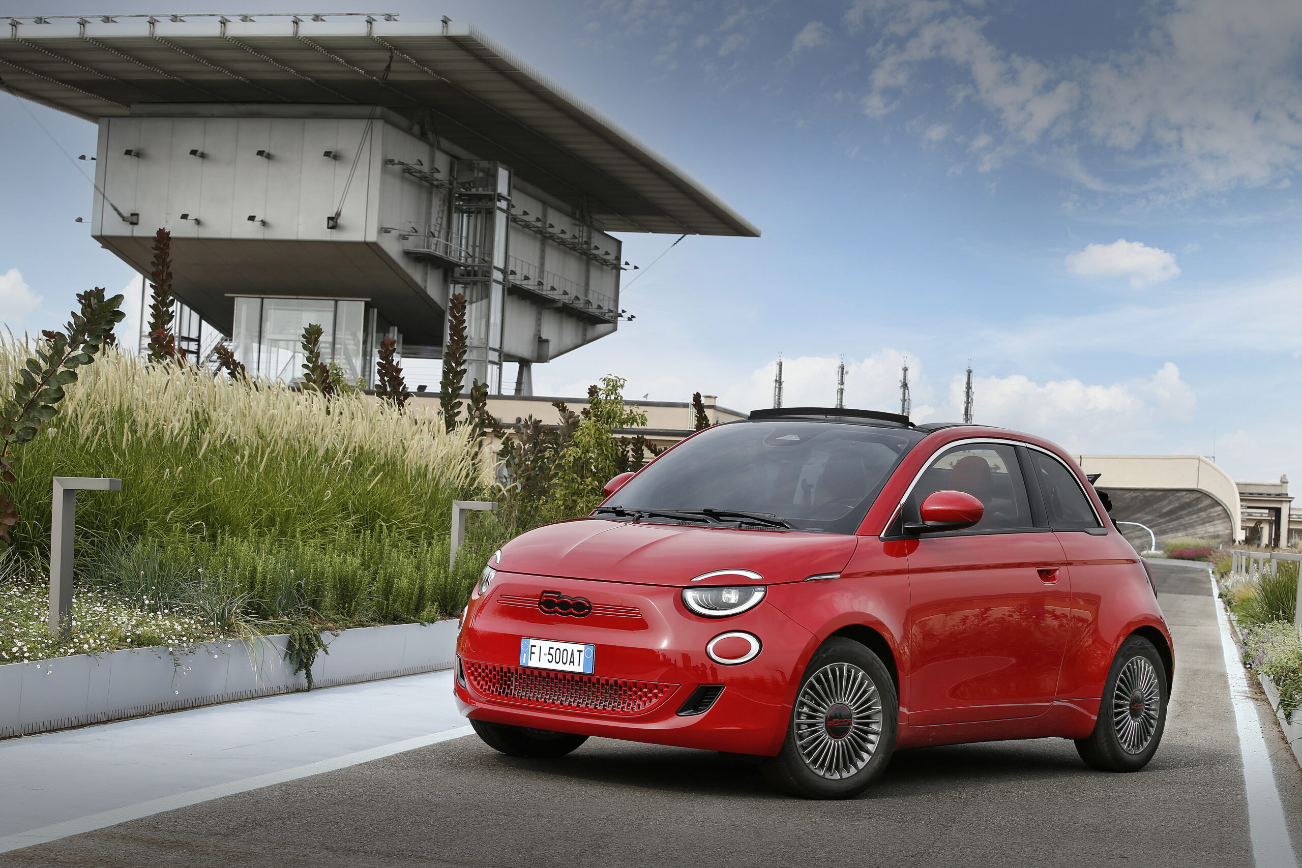 Fiat (500)RED
