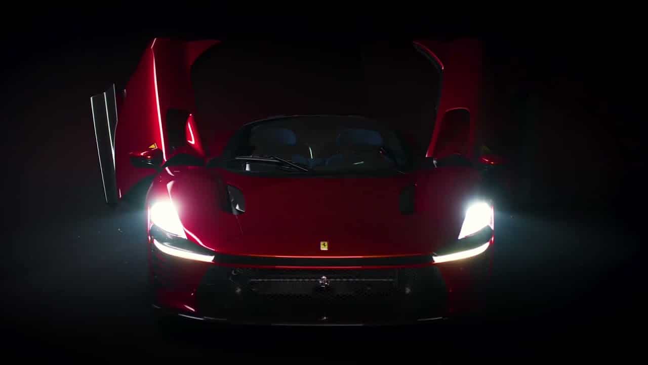 Ferrari Daytona SP3, esterni e interni da vicino! [VIDEO]