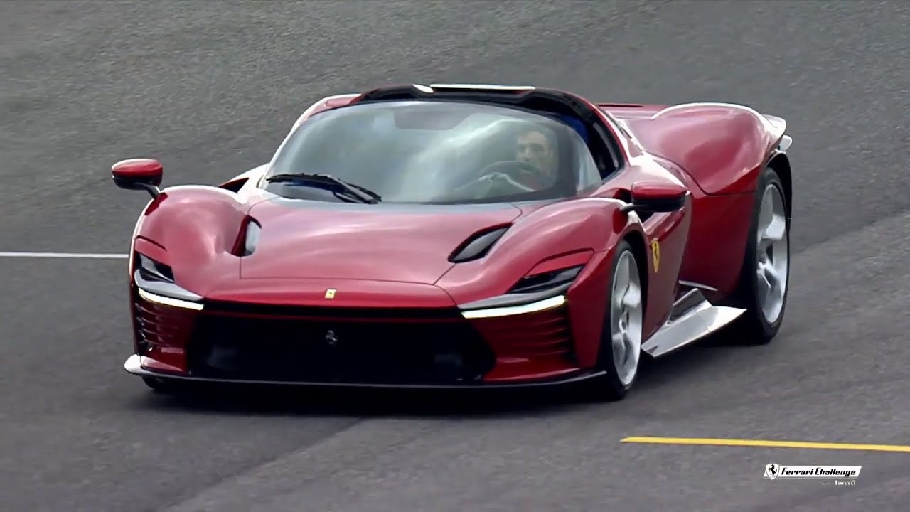 Passato, presente, o tutti e due? Ferrari esplora nuovi territori con la Daytona SP3