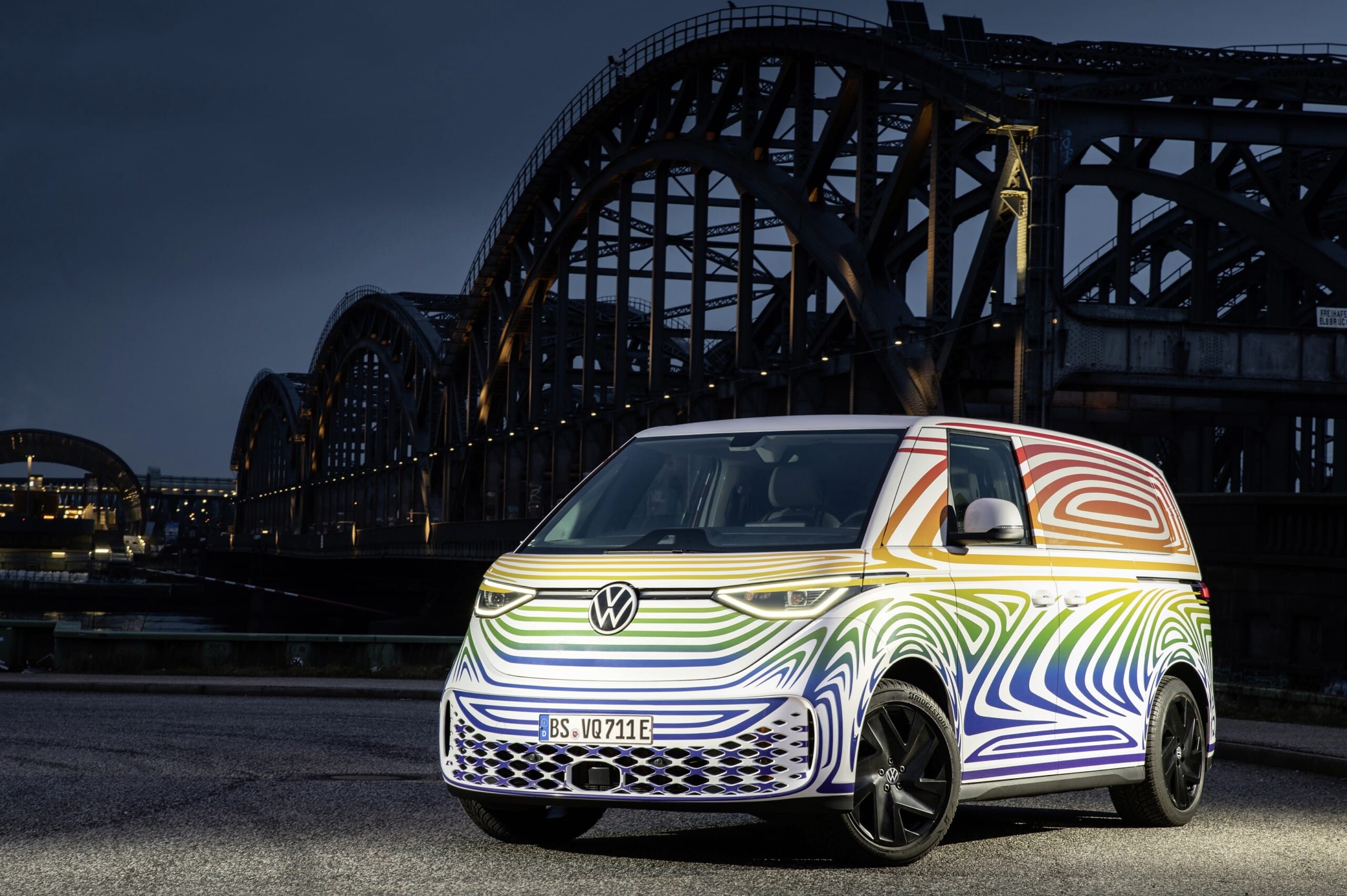 Volkswagen ID.Buzz elettrico debutterà il 9 marzo 2022