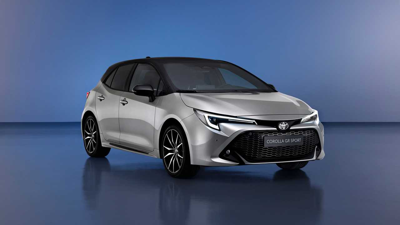 Toyota Corolla 2022: il restyling europeo spinge sull’ibrido