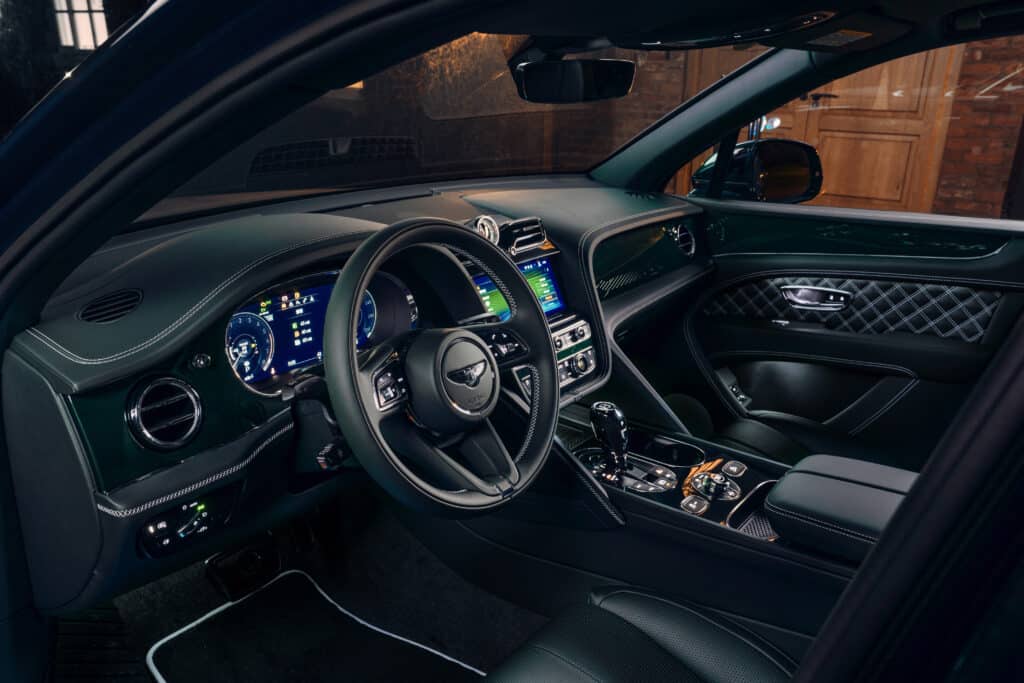 Bentley Bentayga Hybrid interni