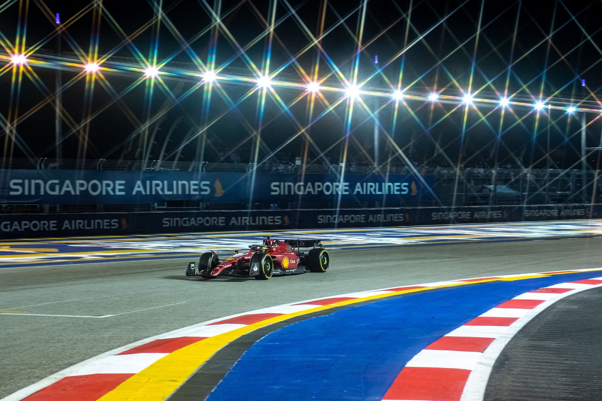 F1, pagelle GP Singapore: vince la Red Bull che non ti aspetti, Ferrari ancora delusa