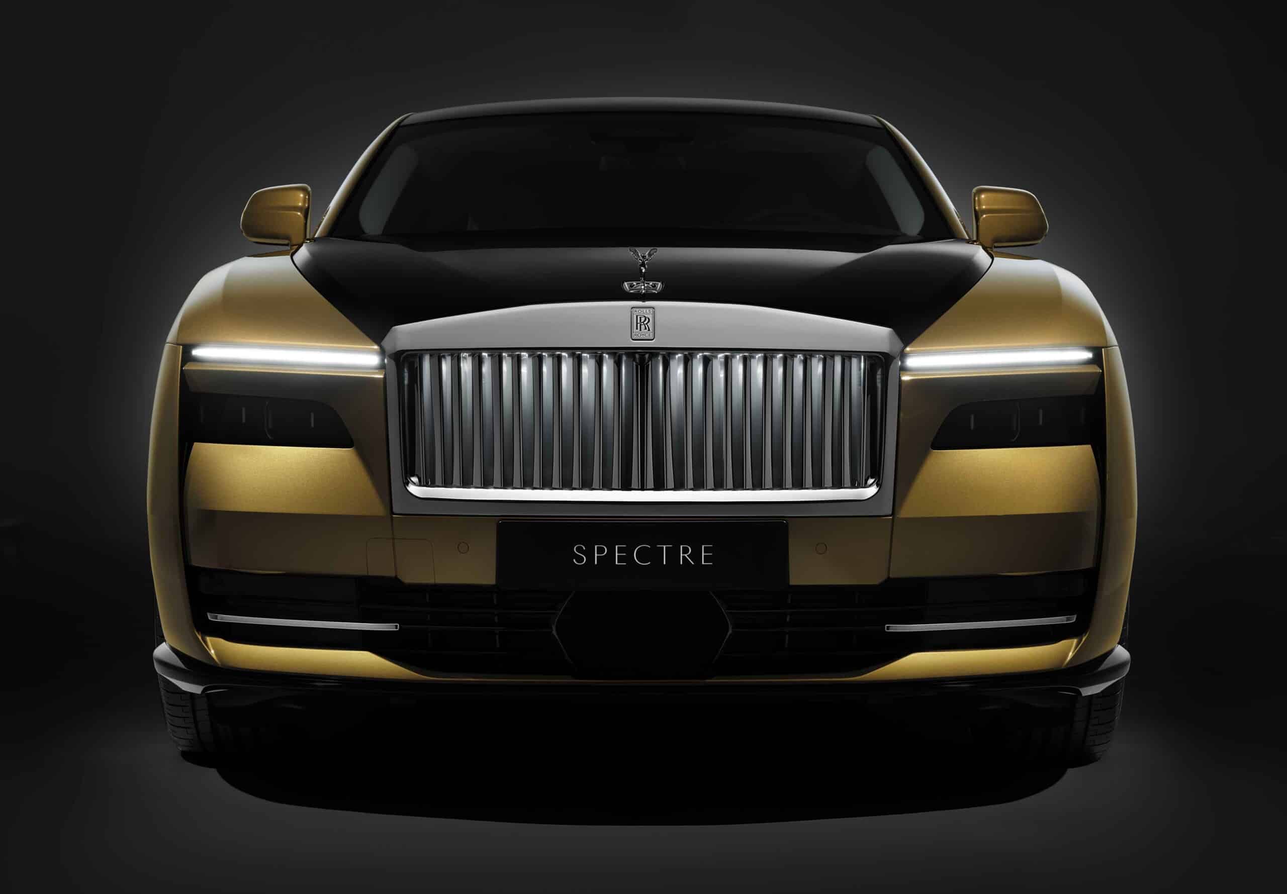 Rolls-Royce Spectre: la prima elettrica simbolo del lusso ha 585 CV
