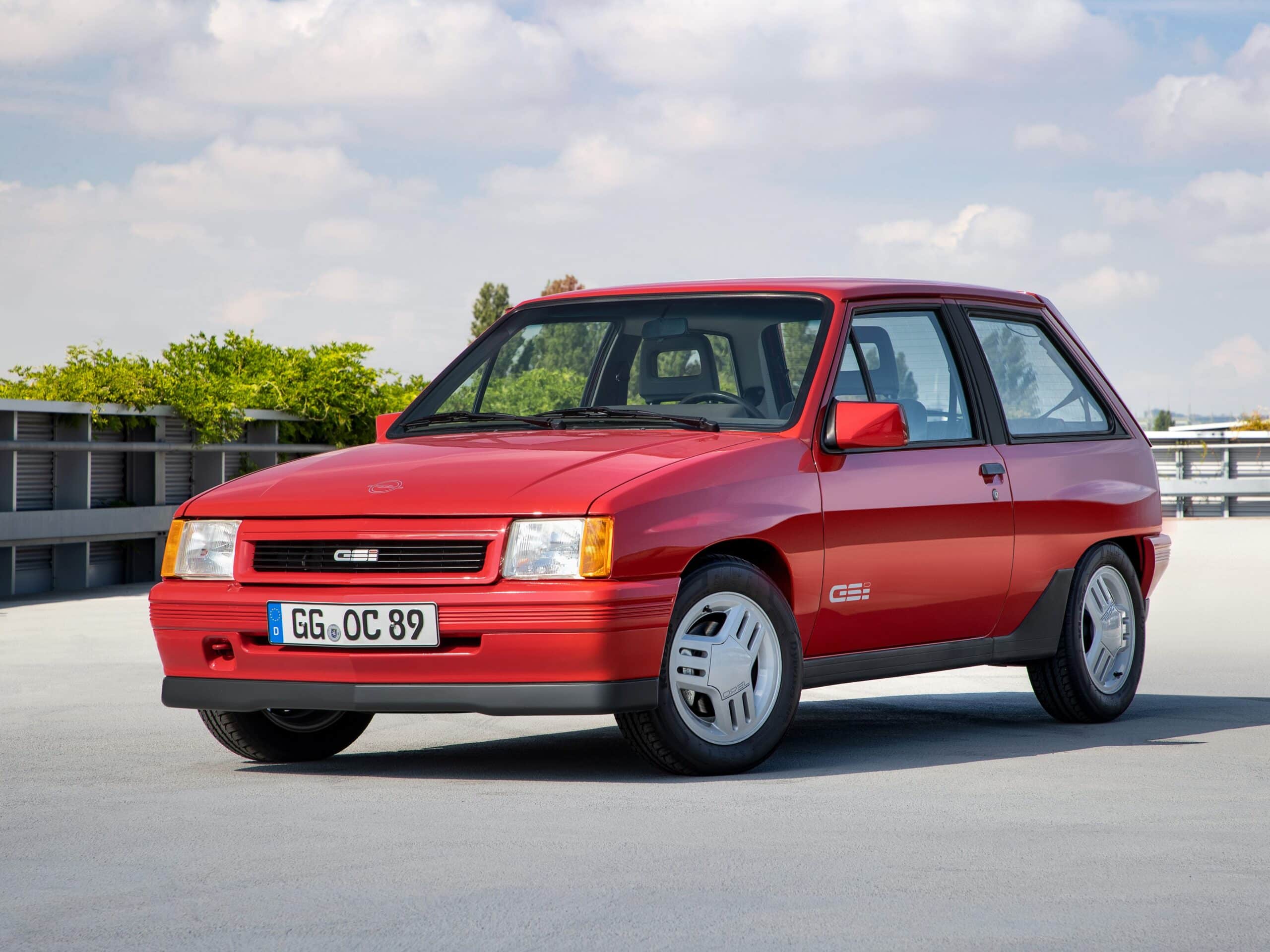 Opel Corsa compie 40 anni: la prova, storica, della Corsa A GSi 1.6