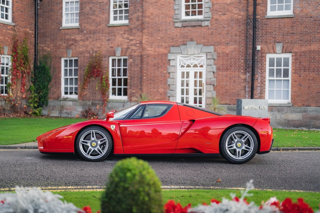 Ferrari Enzo: finisce all’asta un raro esemplare del 2004