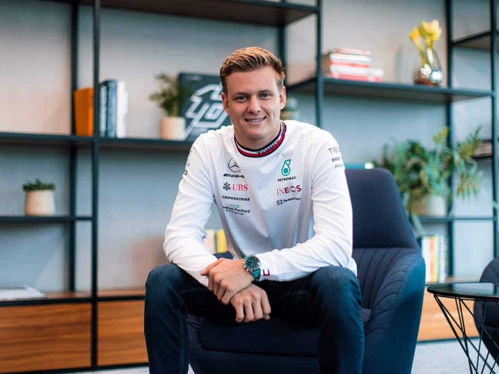 Mick-Schumacher-Mercedes-2023-terzo-pilota-interno
