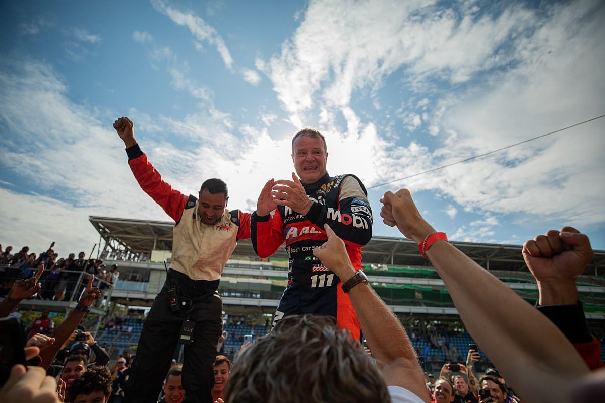 Rubens Barrichello campione a 50 anni: ecco dove ha trionfato