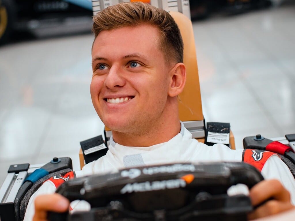 Mick Schumacher McLaren 2023 terzo pilota