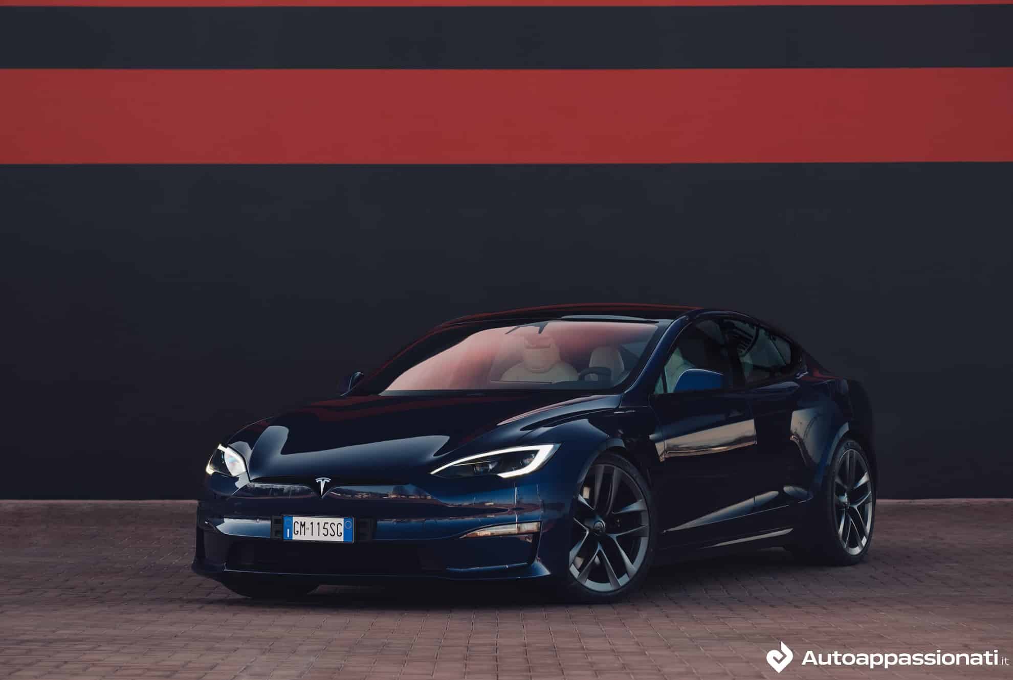 Tesla Model S Plaid prova