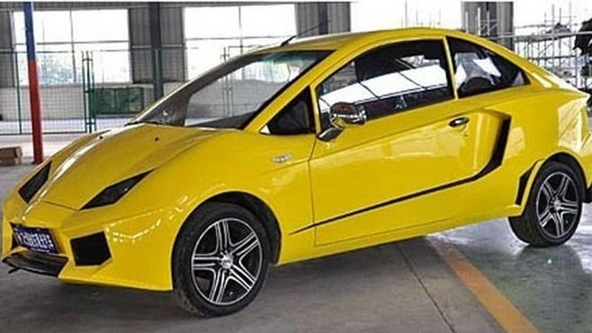 In Cina la brutta copia dell’Aventador costa meno di 10.000 euro