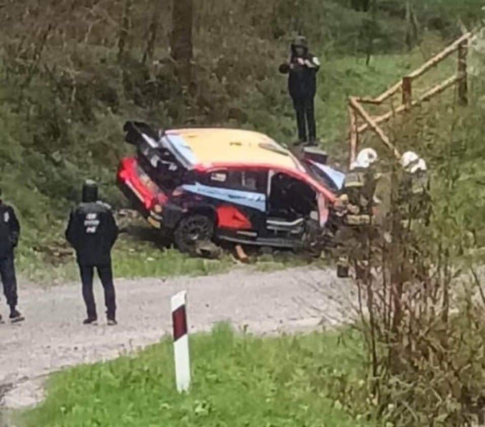 Tragico incidente in WRC: morto il pilota Craig Breen