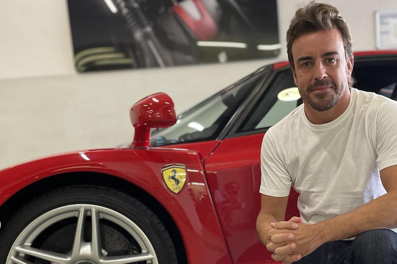 Alonso vende la sua Ferrari Enzo con 4.800 km: ecco il valore